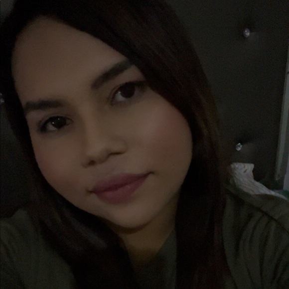 Meet your Posher, Rubie - Picture 1 of 1